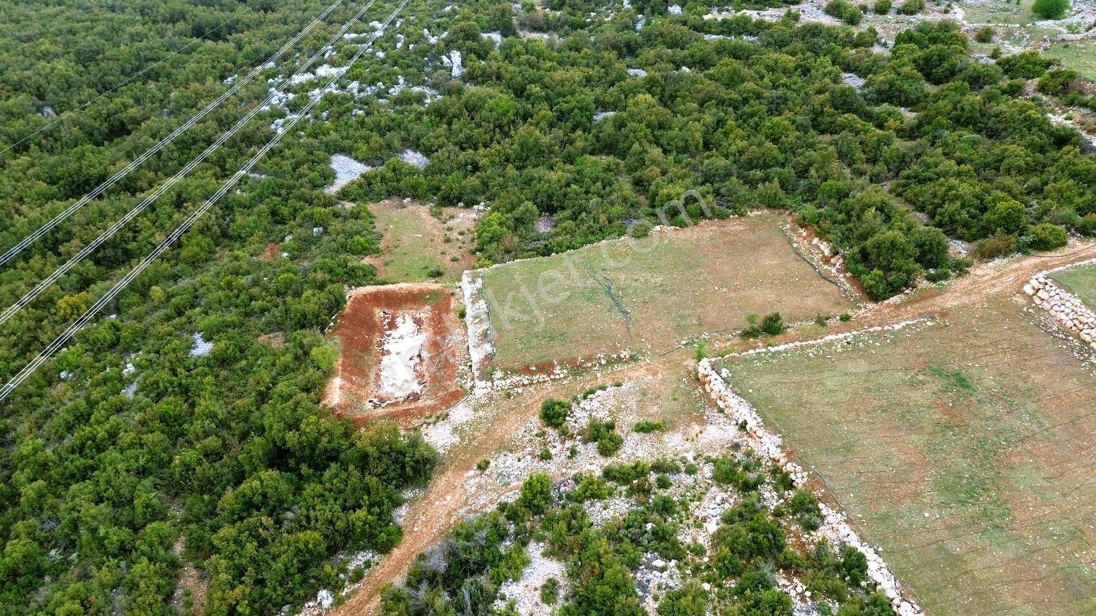Erdemli Veyselli'de Satılık İmarlı Düz Tarla: 2 Tapu, 2 Havuz, Toplam 11.137 M²! - Görsel 11