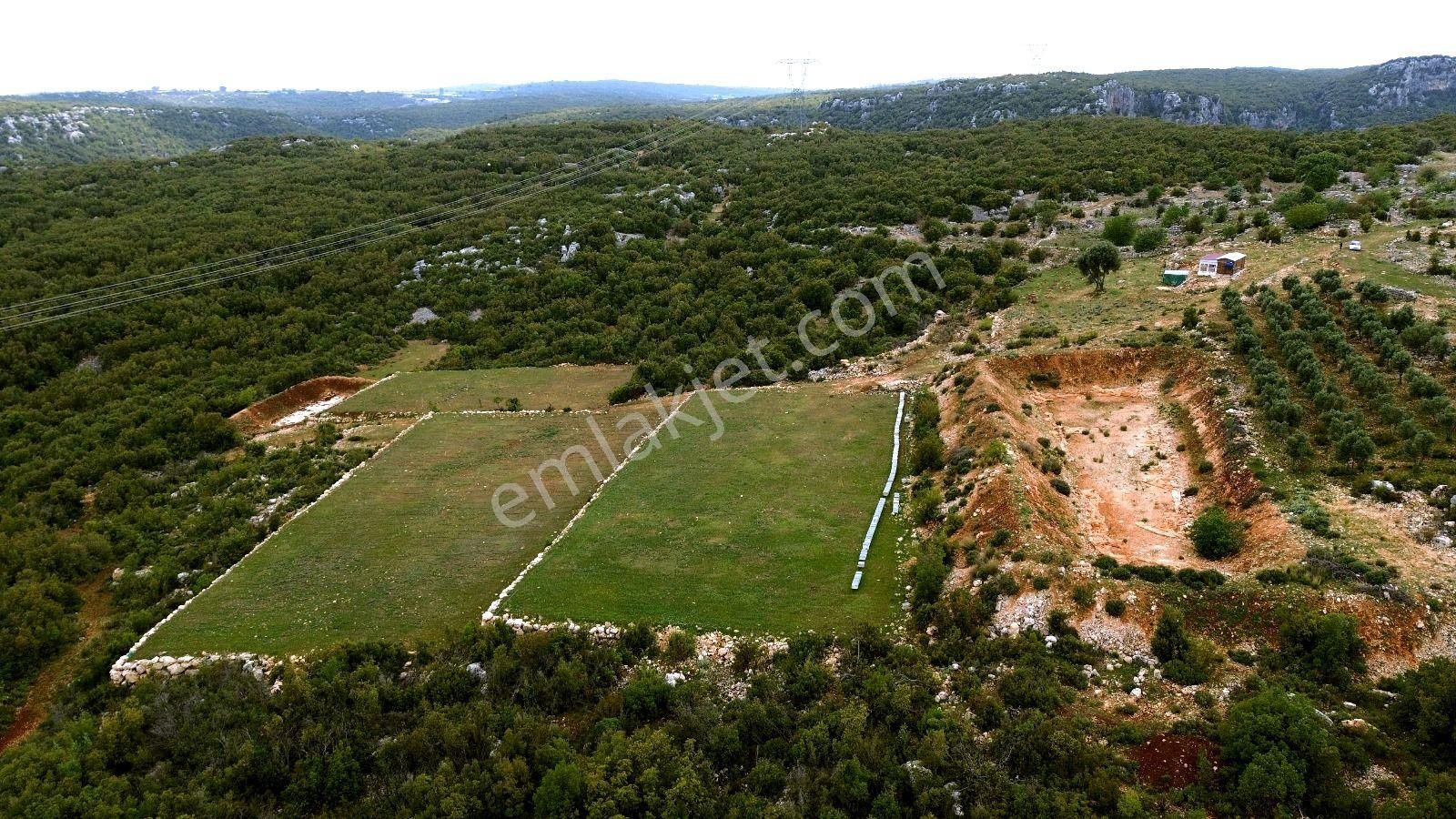 Erdemli Veyselli'de Satılık İmarlı Düz Tarla: 2 Tapu, 2 Havuz, Toplam 11.137 M²! - Görsel 7