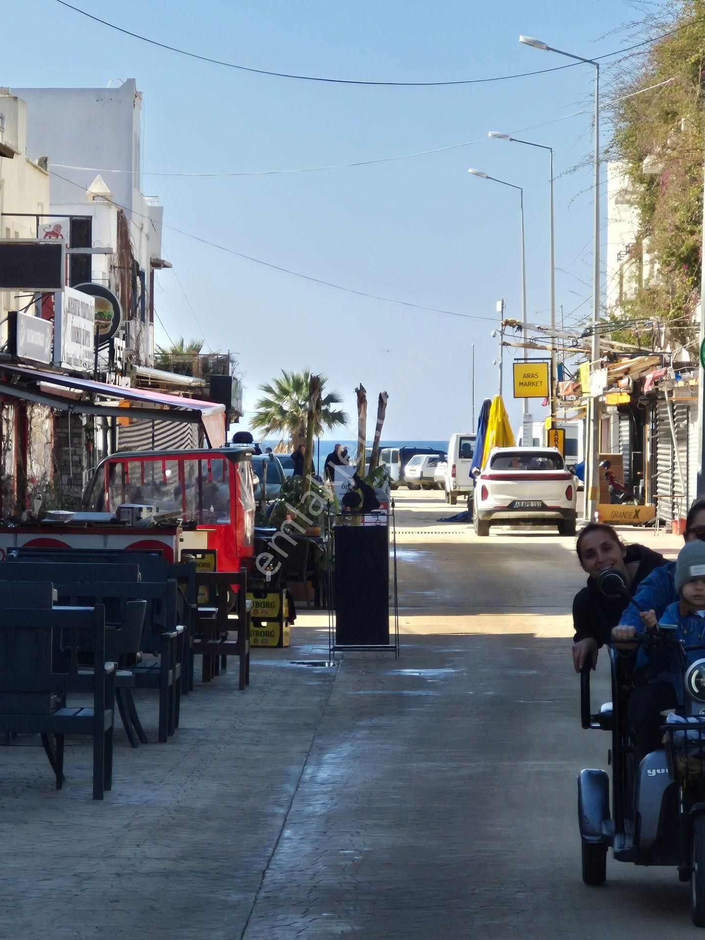 Turgutreis Merkezde Satılık 2+1 Orta Kat Daire - Görsel 3