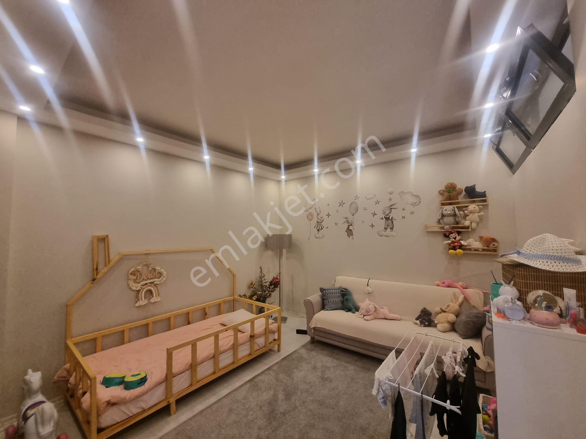 Zekeriyaköy Aktiviteli Havuzlı Yeni Sitede 3+1 Kış Bahçeli Daire - Görsel 25