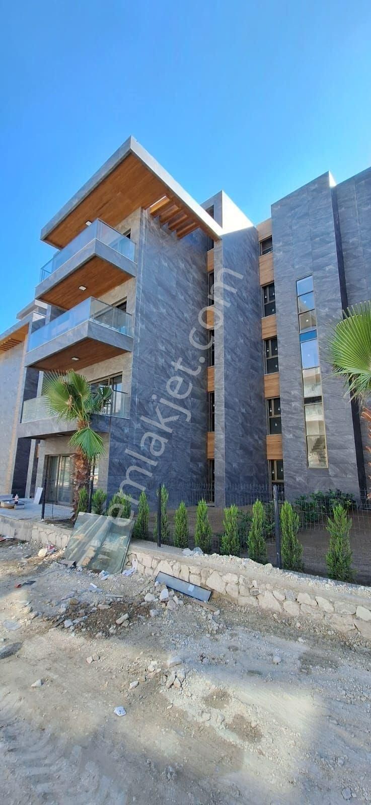 Kusadasi Ege Mahallesinde Yeni Luks 2+1 Daireler