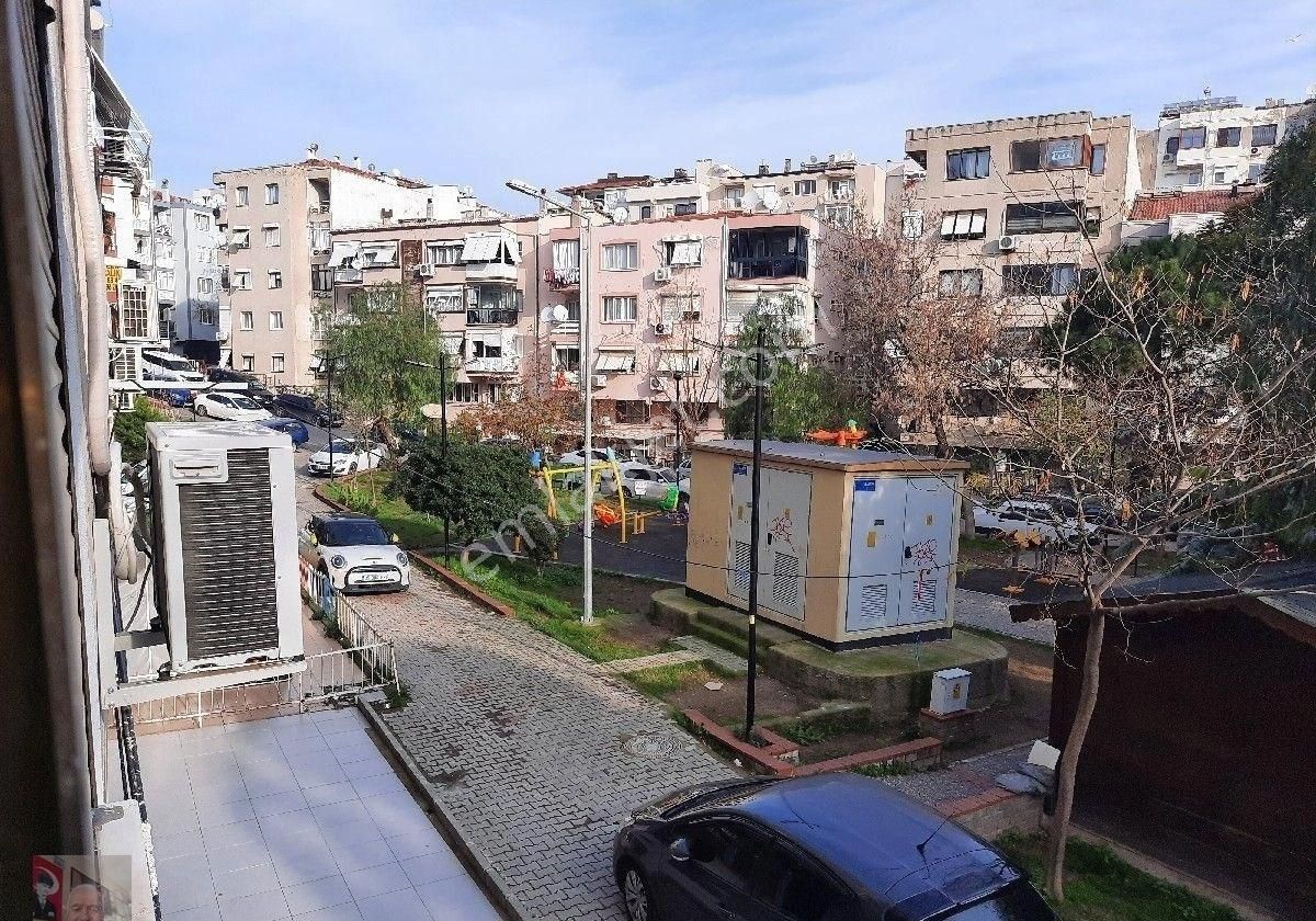 Karabağlar Üçkuyular Satılık Daire Üçkuyular F.altay Metro Yakını , Bahçe Katı Satılık.