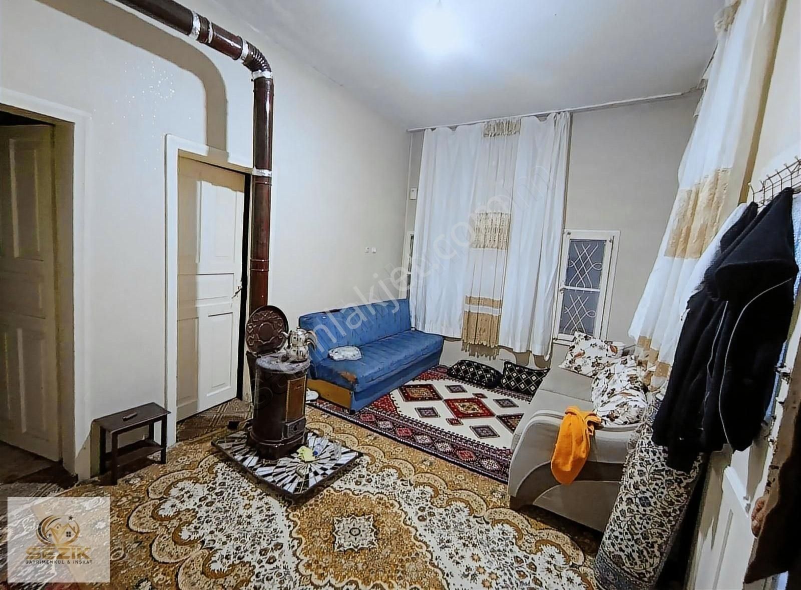 Acil Mestanzade Mh 2 Katlı Müstakil Ev - Görsel 16