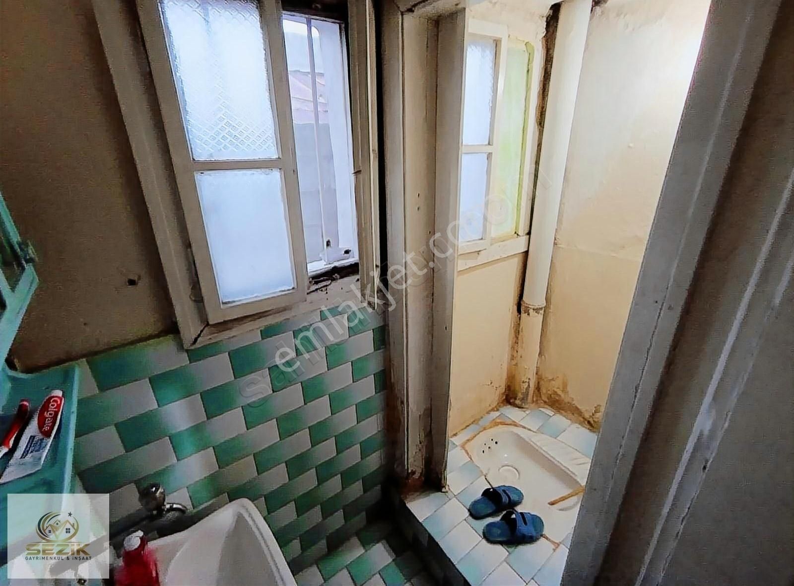 Acil Mestanzade Mh 2 Katlı Müstakil Ev - Görsel 9