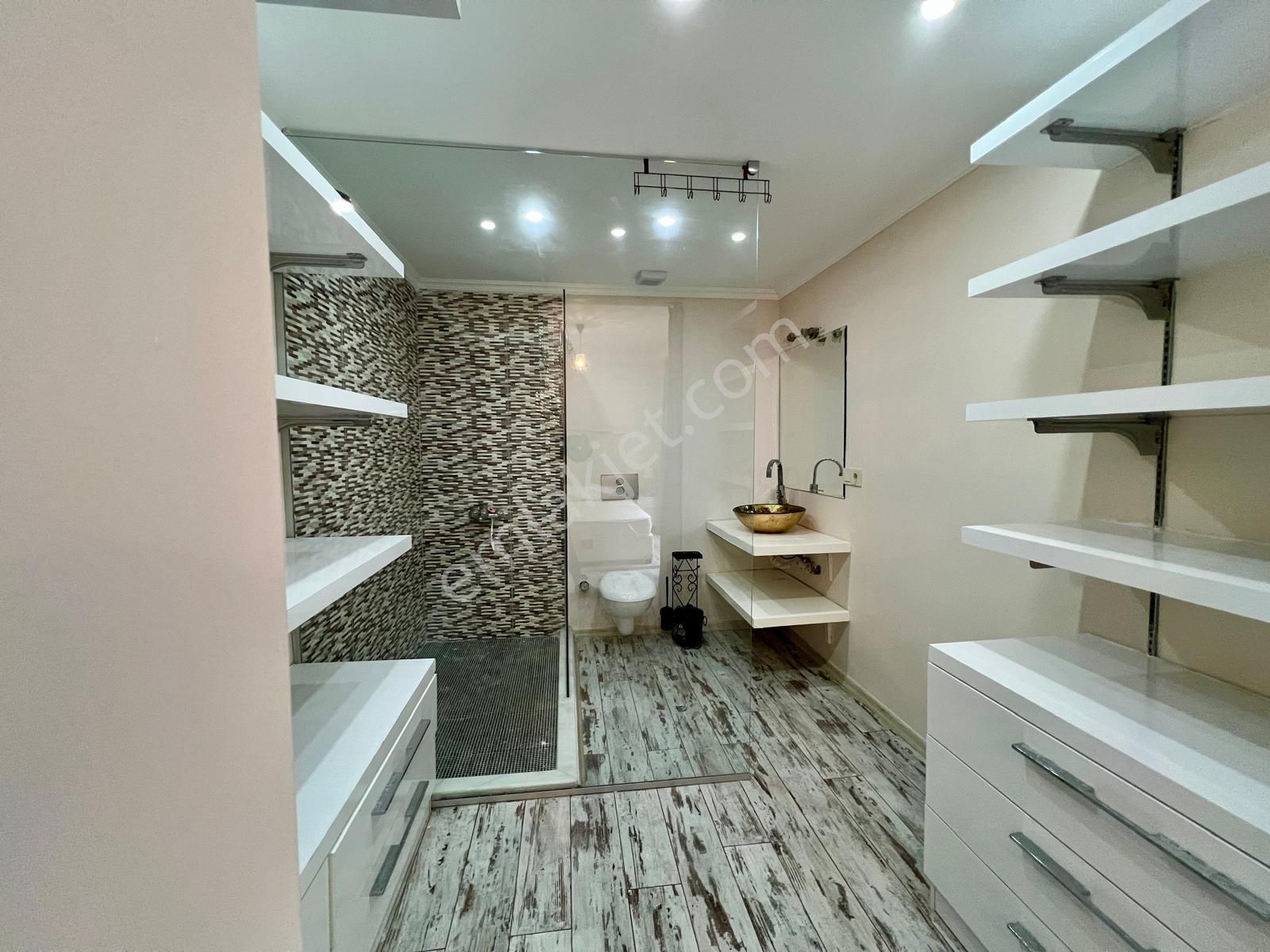 Denize Sıfır Plajlı Site Bodrum Yalıkavak - Görsel 15