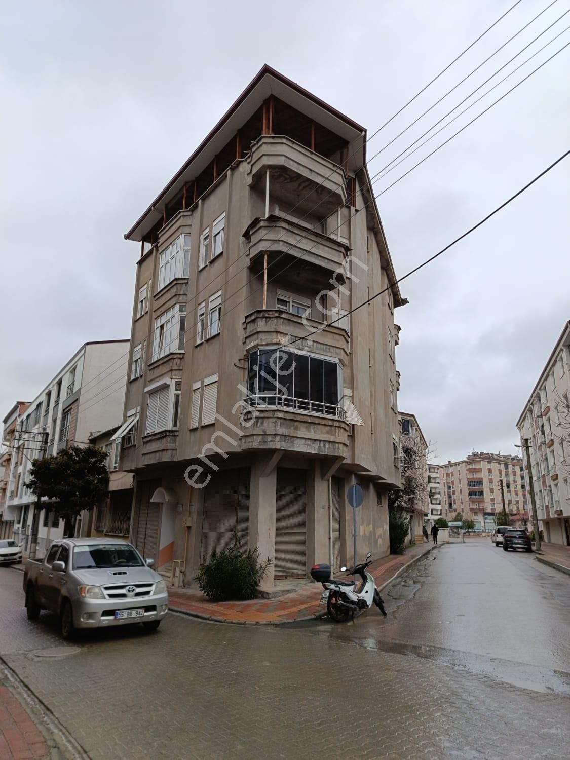 A.y.s. Gayrimenkul Den Satılık 4 Katlı Bina - Görsel 4