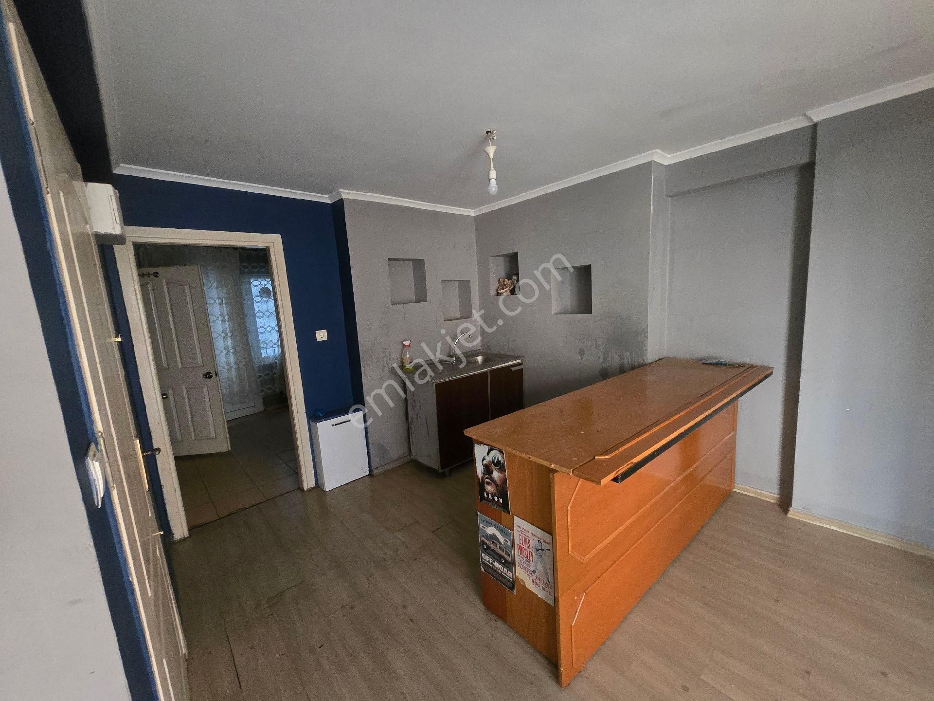 Kemalpaşa Mahallesinde Satılık 1+1 Daire Han Emlaktan - Görsel 12