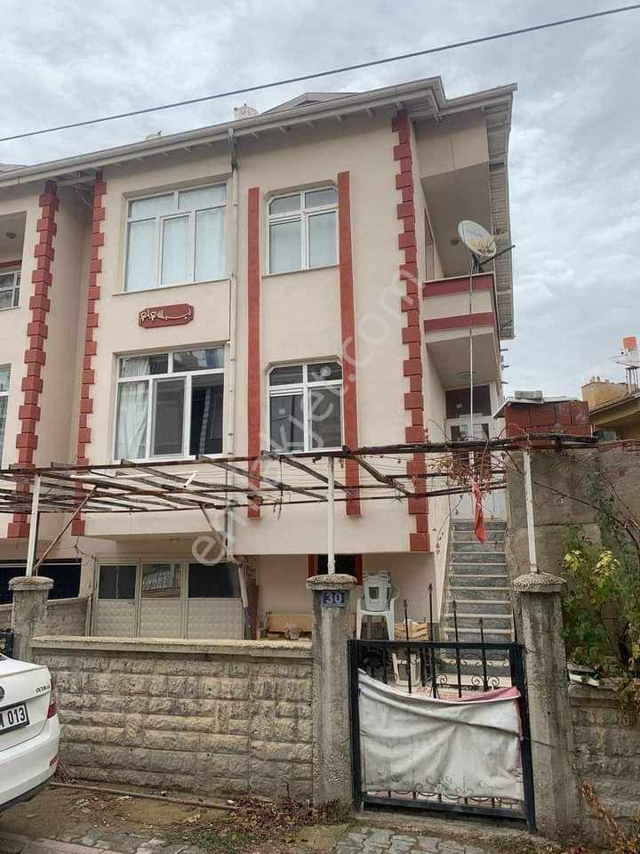 Ilgın Ilıca Satılık Daire Ilgın Merkezde Triplex Bahçeli Doğalgazlı Katmülkiyet Tapulu