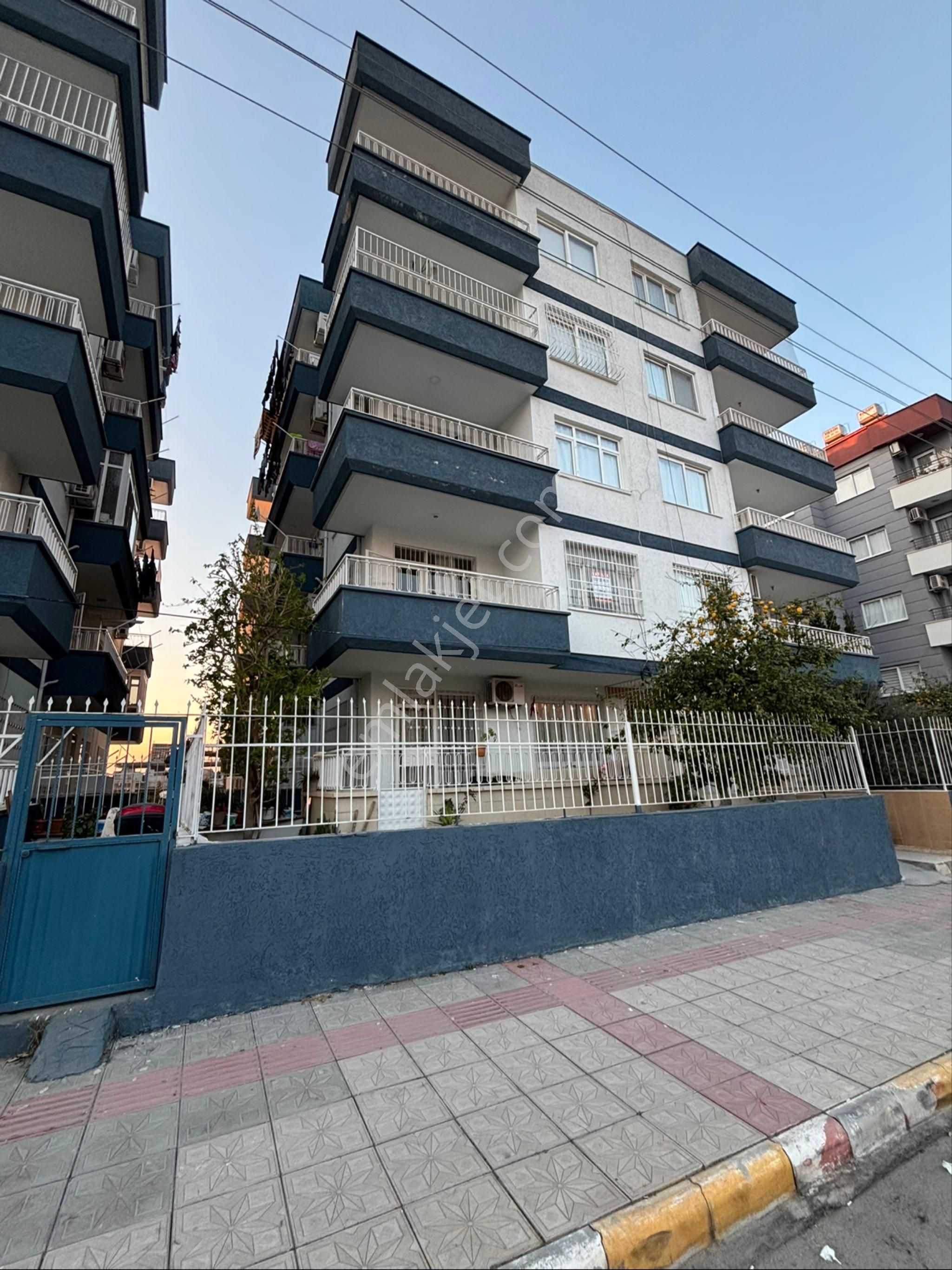 İskenderun Sakarya Satılık Daire Irmak Gayrimenkul’den Sakarya Mahallesinde 3+1 Satılık Daire