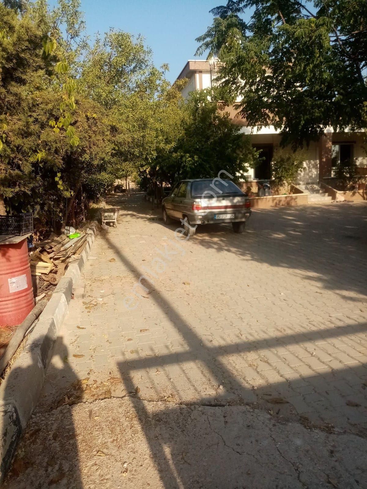 Kılıçoğlu Emlaktan Satılık Bağ Evi Küçük Ziyarette - Görsel 2