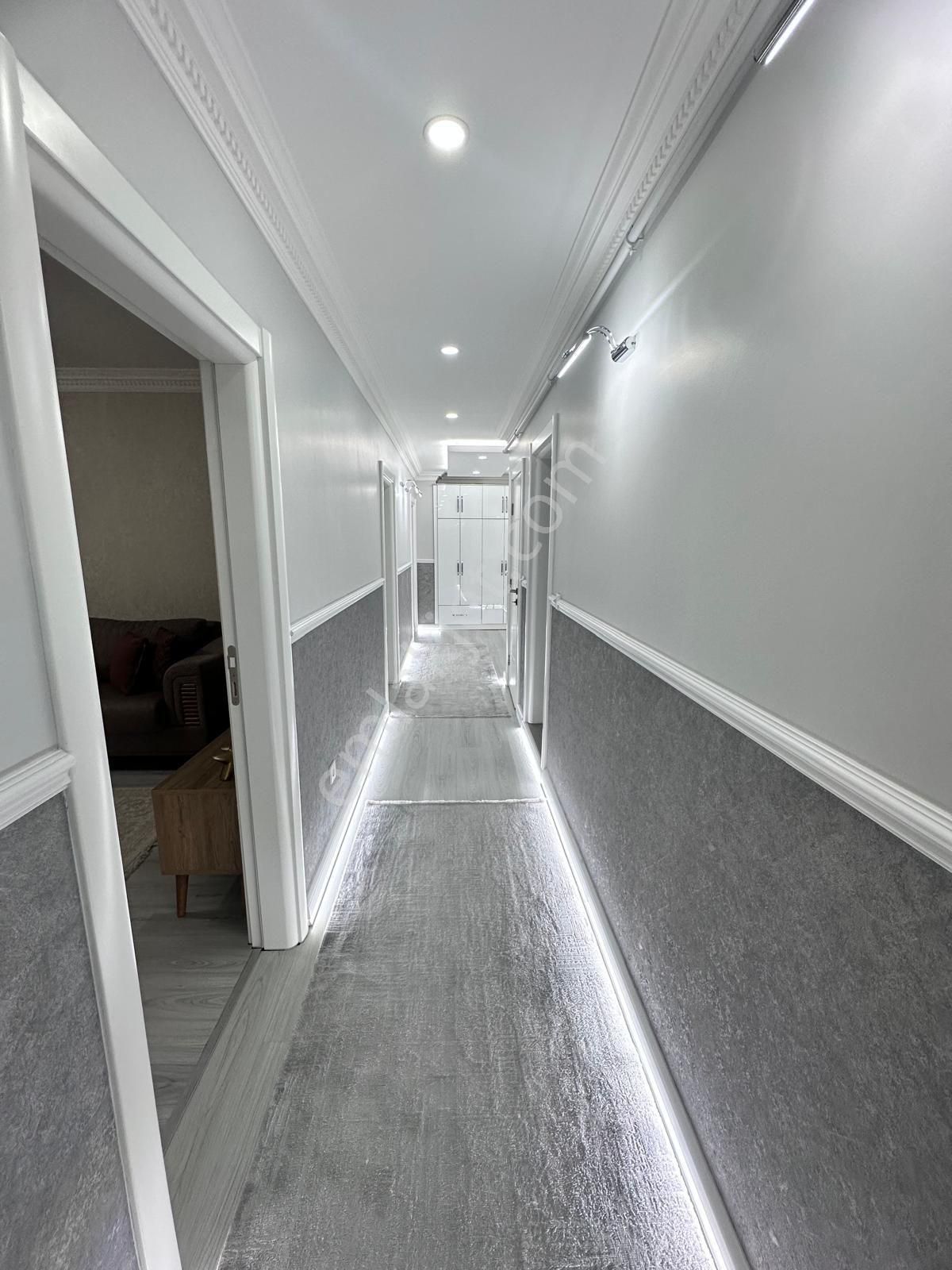 Beylikdüzü Kavaklıda Merkezde Beykonsep Sıtesınde 3+1 Satılık Büyük Daire - Görsel 6