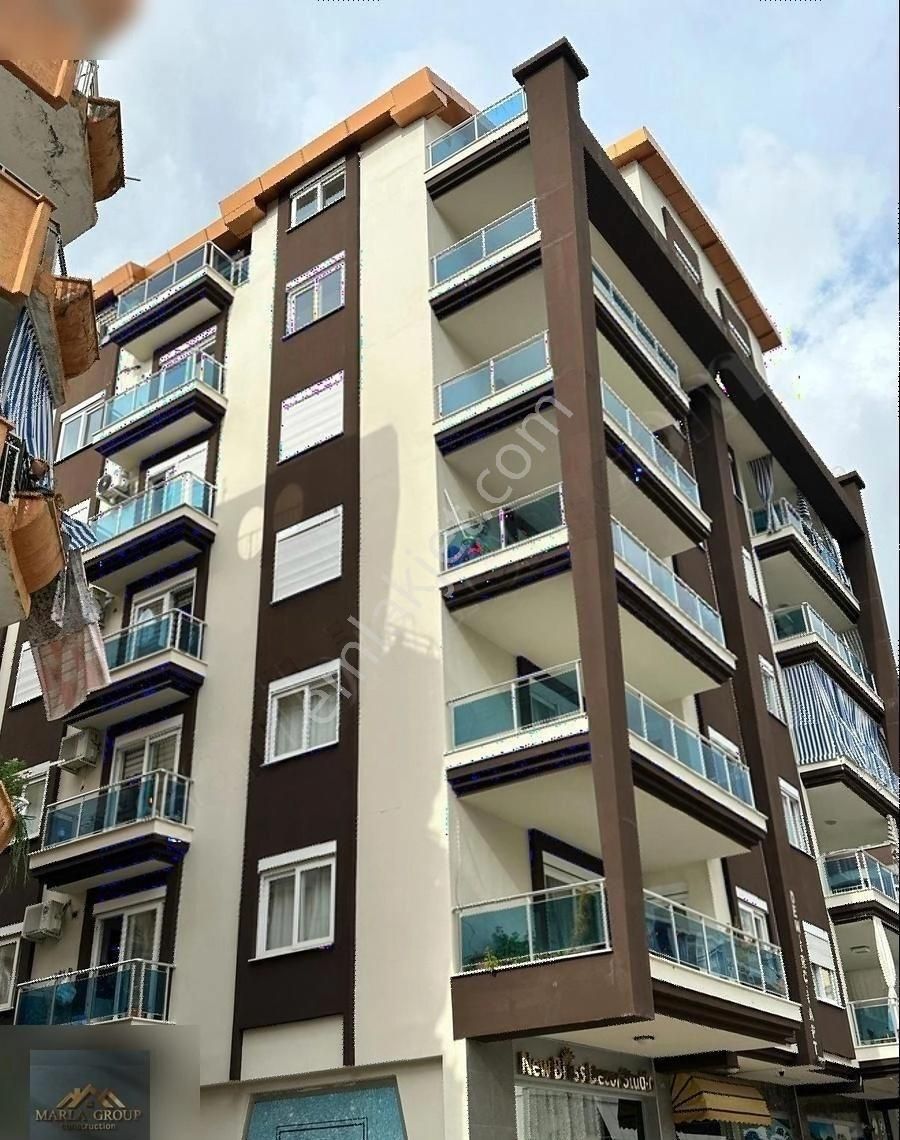 Alanya Mahmutlar Satılık Daire Bu Fiyata Yok! 300m2 6+2 Emsalsiz !!