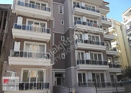 İzmit Kozluk Satılık Daire İzmit Merkezde 1+1 Kombili Arakat Satılık Daire