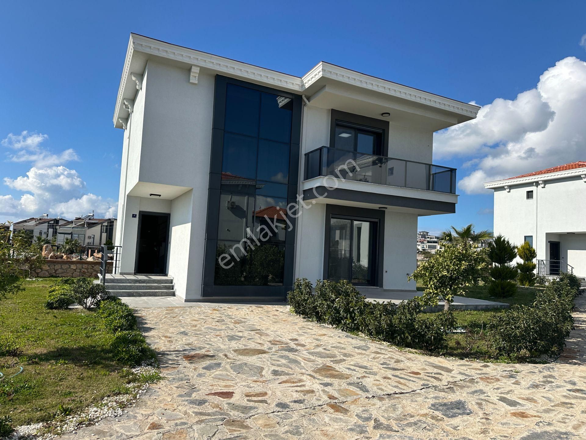 Didim Efeler Satılık Villa Didim Merkezde Satılık Bölgenin En Ucuz Tam Müstakil Lüx 3+1 Villası