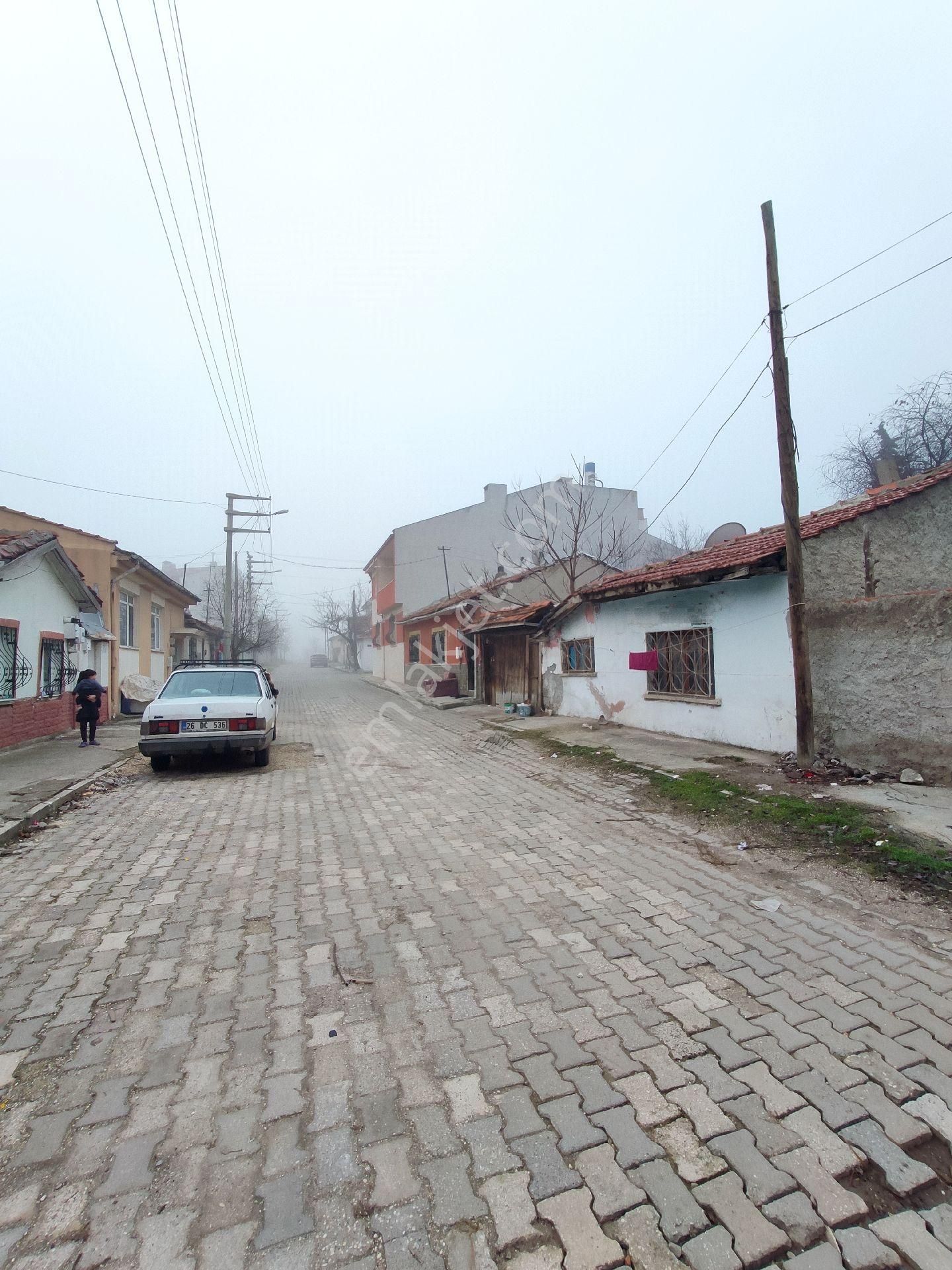 Odunpazarı Gündoğdu Satılık Konut İmarlı Levent Emlak'tan Gündoğdu'da Satılık Arsa