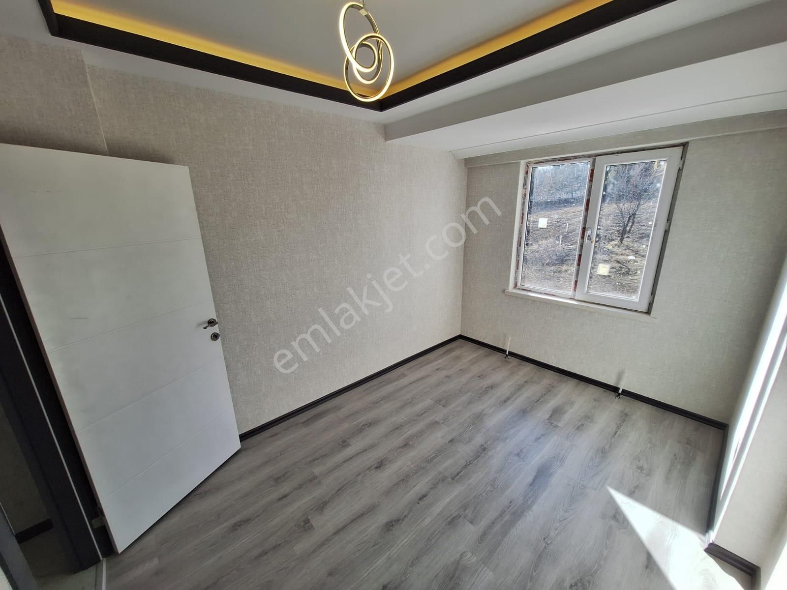 Cihandan Bağlumda Hisar Mah Cadde Yakını Sıfır 3+1 Daire - Görsel 14