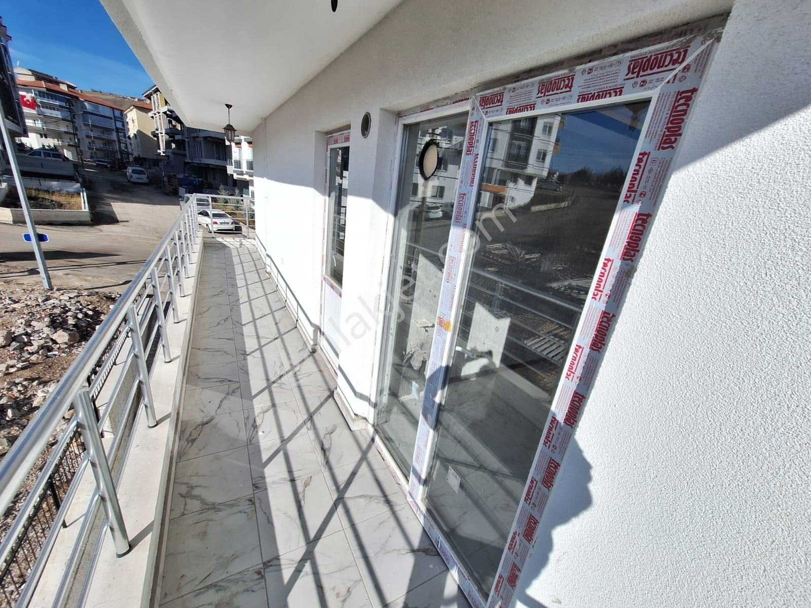 Cihandan Bağlumda Hisar Mah Cadde Yakını Sıfır 3+1 Daire - Görsel 27