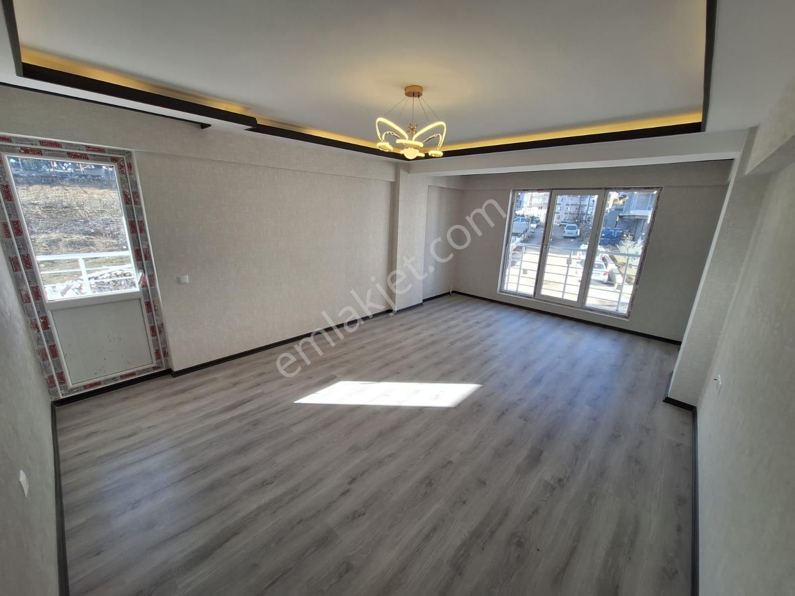 Cihandan Bağlumda Hisar Mah Cadde Yakını Sıfır 3+1 Daire - Görsel 13