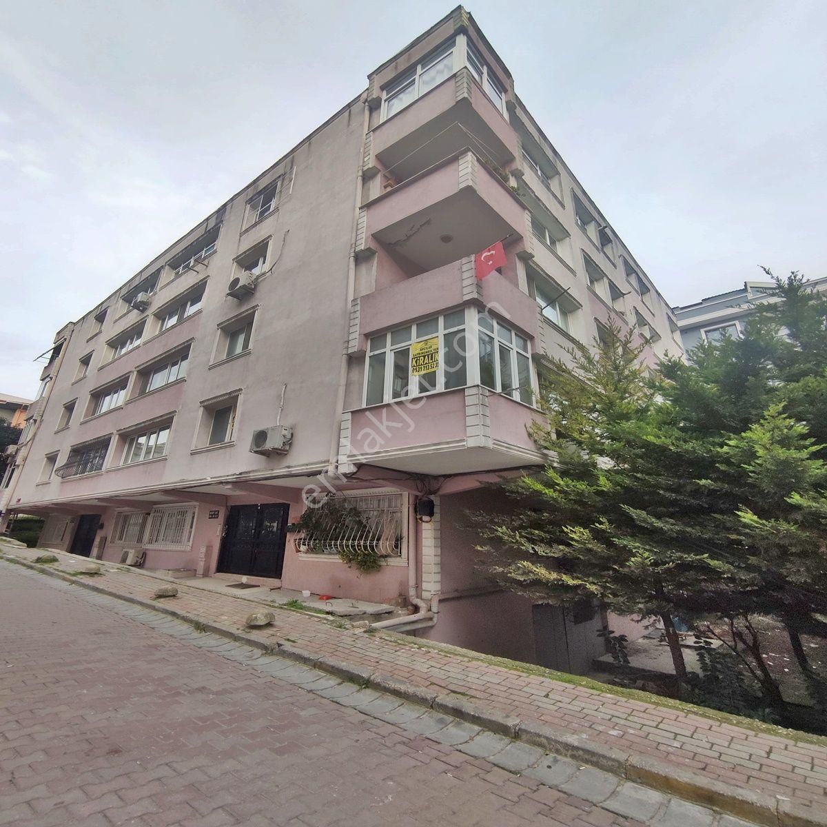 Avcılar Denizköşkler Kiralık Daire Avcılar Gayrimenkul'den Kiralık 2+1 80m2 Arkat Daire