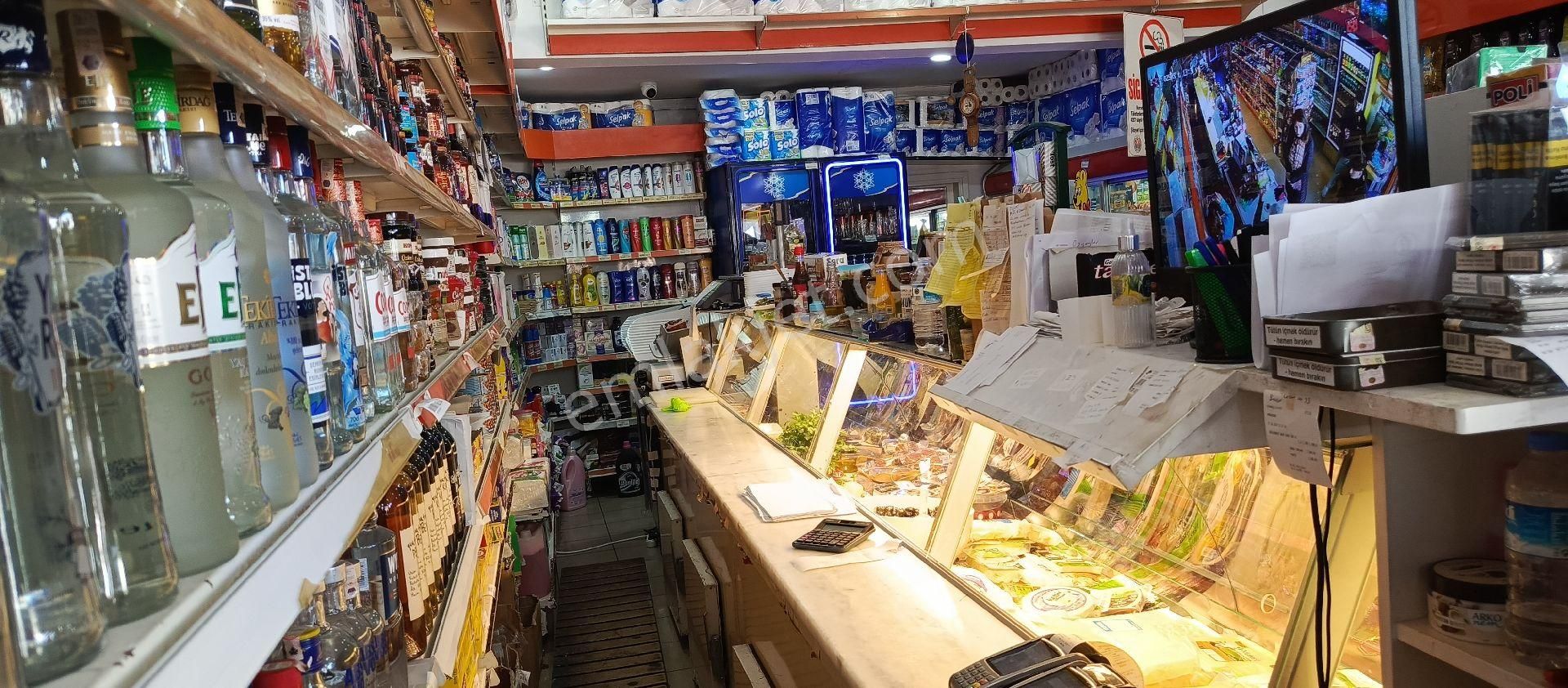 Heybeliada'da Devren Kiralık Kazançlı Market
