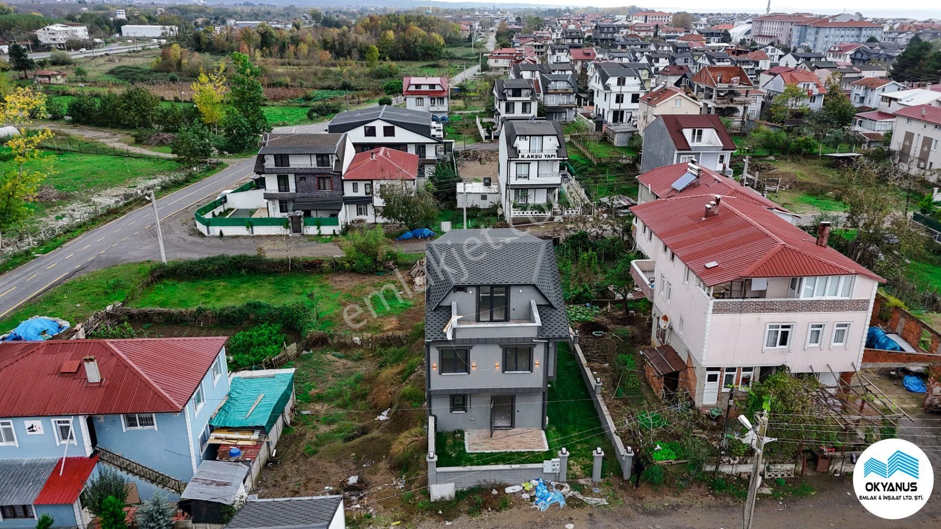 Kocaali Yalı Satılık Villa Kocaali De Şık Gri Villa, Özel Bahçe