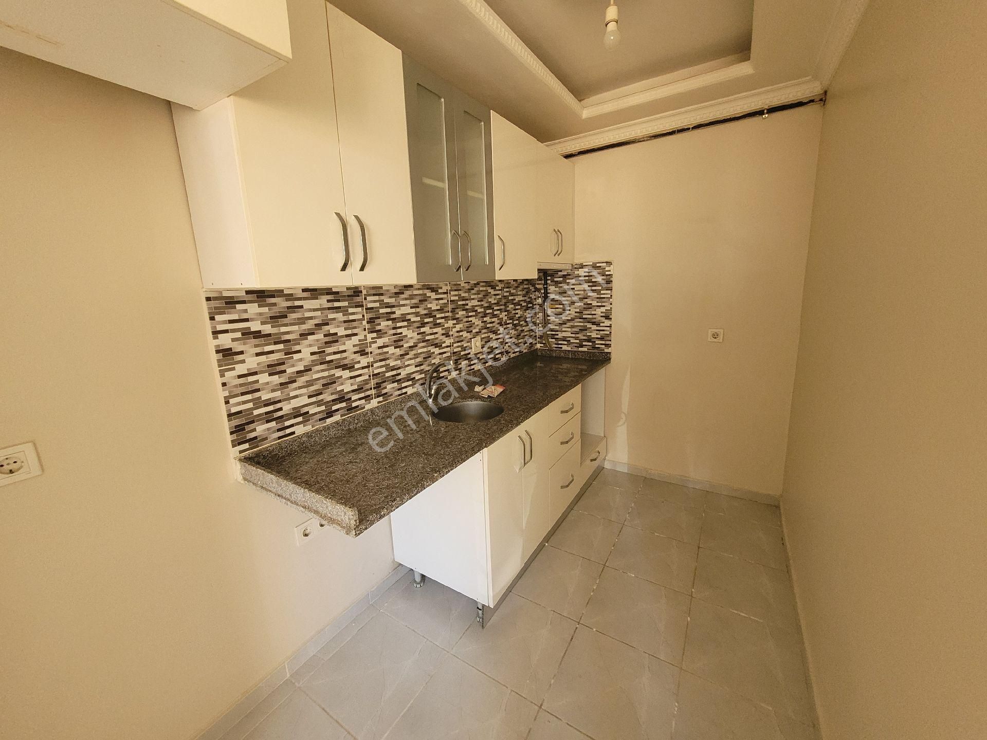 Çekmeköy Soğukpınar Okula Yakın Kiralık Daire Çekmeköy Soğukpınar Mahallesi'nde Kiralık 1+1 55m2 Merkezi Konum Daire