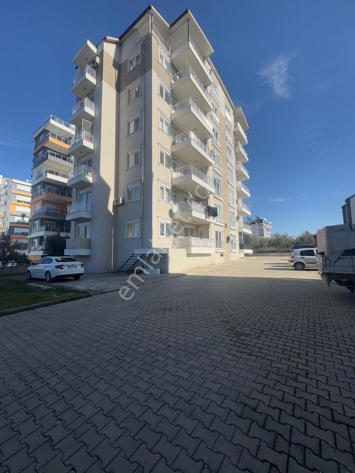 Serik Merkez Kiralık Daire Antalya Serik Merkez Mahallesi 3+1 Temiz Daire