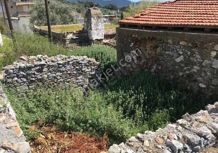 Muğla Milas Kazıklı Köyünde Müstakil Kargır Ev - Görsel 6