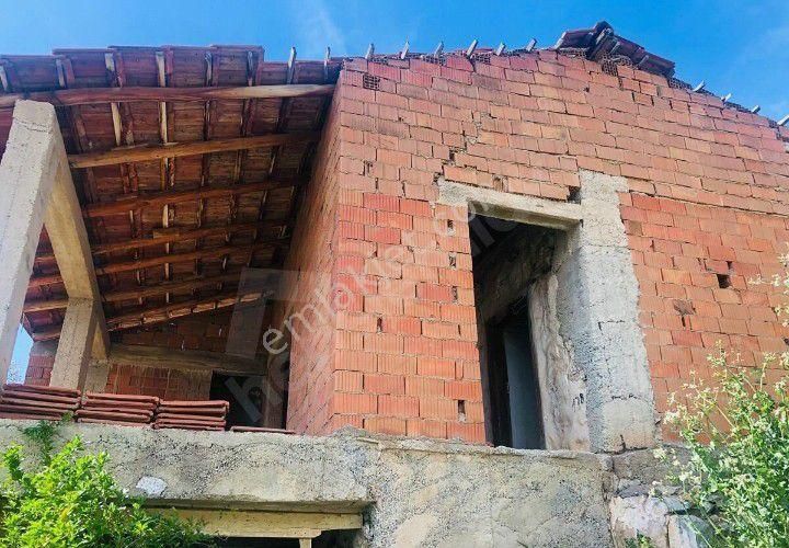 Muğla Milas Kazıklı Köyünde Müstakil Kargır Ev - Görsel 3