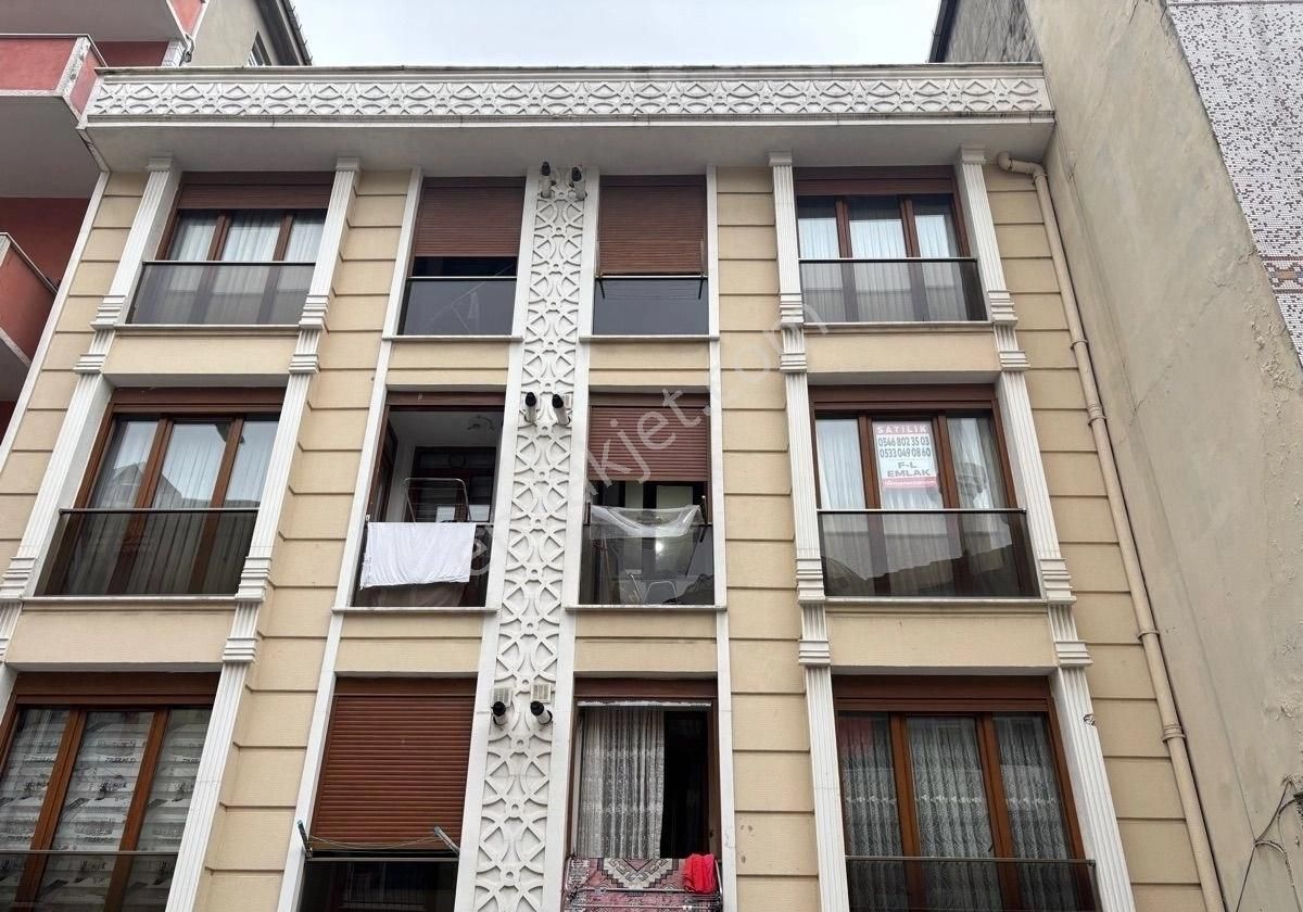 Üsküdar Ünalan Satılık Daire F-l Emlaktan Ünalan Emaar Avm Libadiye Yakını 2+1 2. Kat