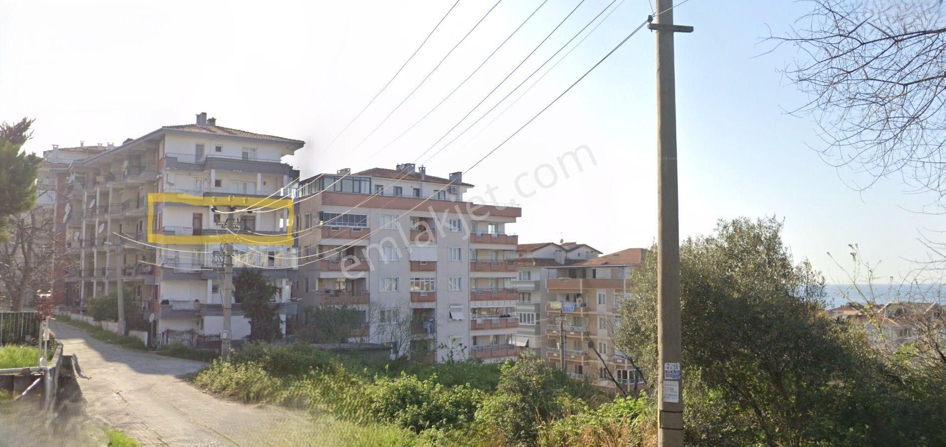 Çınarcık Harmanlar Satılık Daire Yalova Çınarcık Merkezde Deniz Manzaralı Mobilyalı 2+1 Satılık Daire