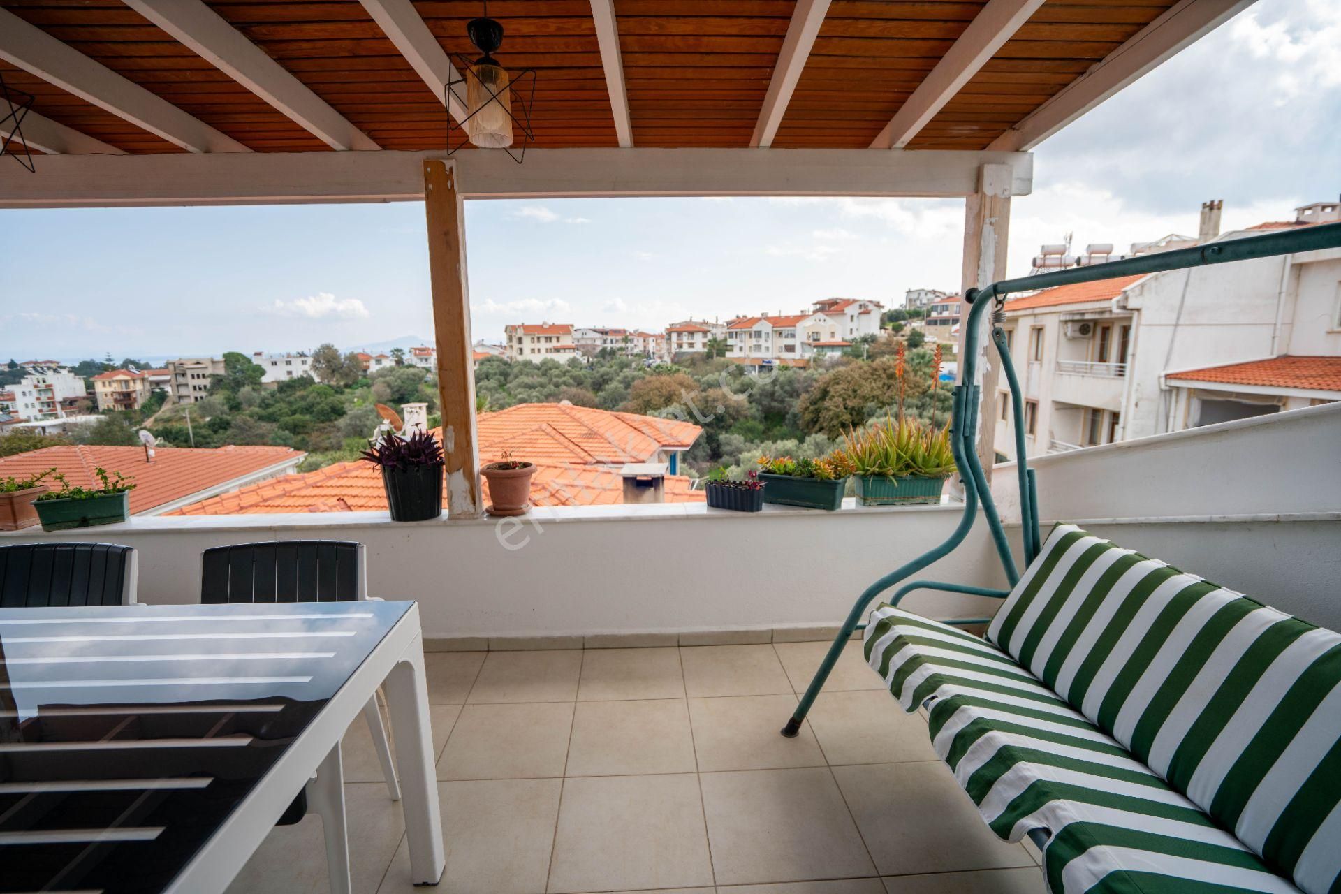 Datça Merkezde Satılık 130m² Kapanmaz Deniz Manzaralı 3+1 Çatı Dubleks