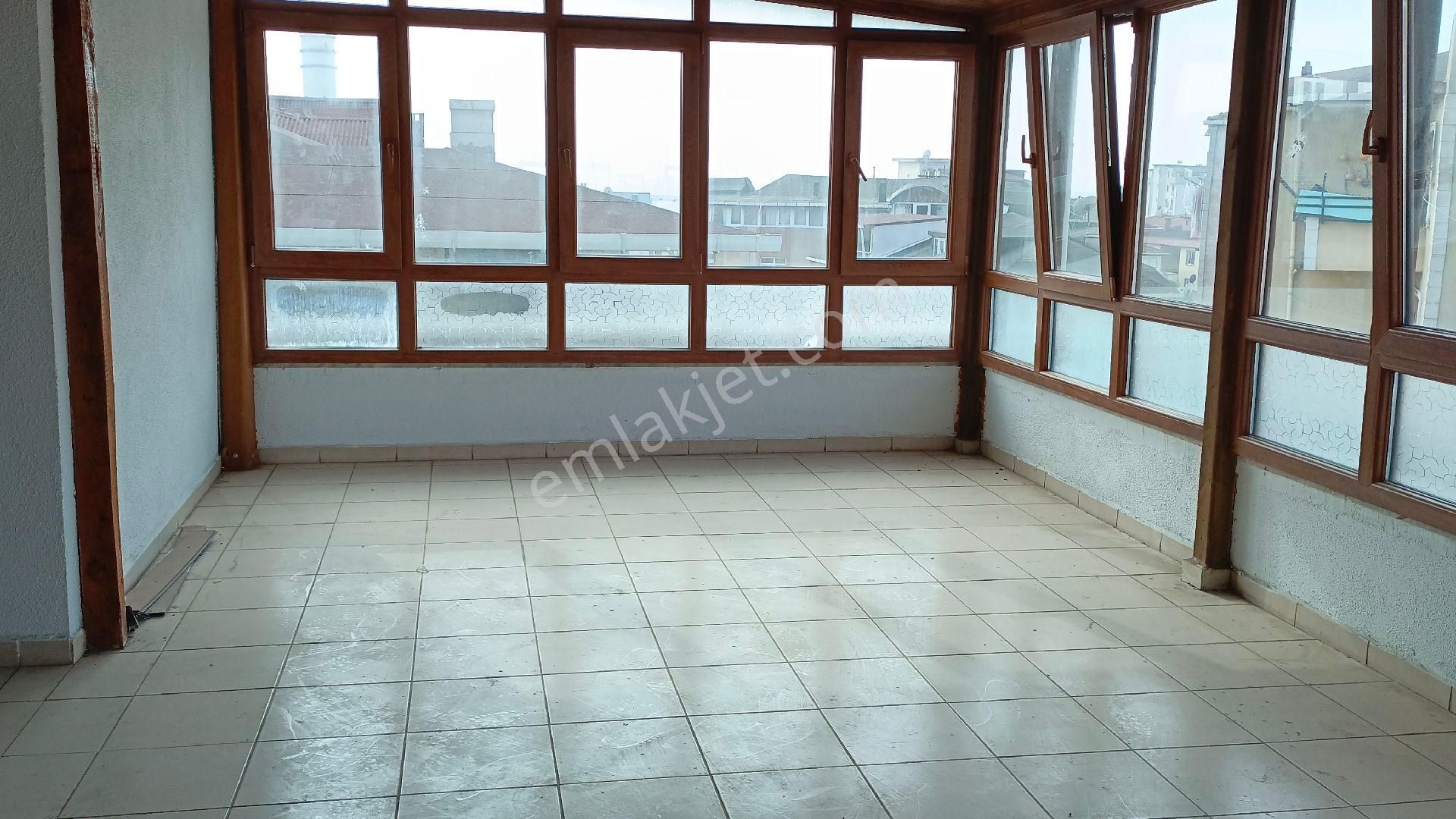 Güzelyalı Güven Emlaktan Merkezi Konum Acil Satılık 4+2 Dublex Daire - Görsel 20