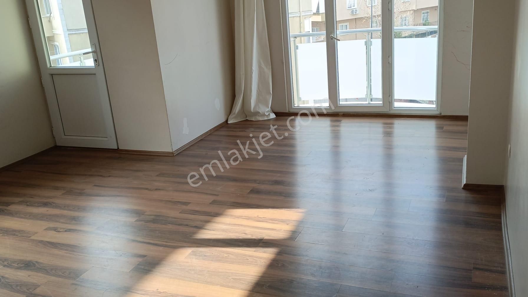 Güzelyalı Güven Emlaktan Merkezi Konum Acil Satılık 4+2 Dublex Daire - Görsel 6