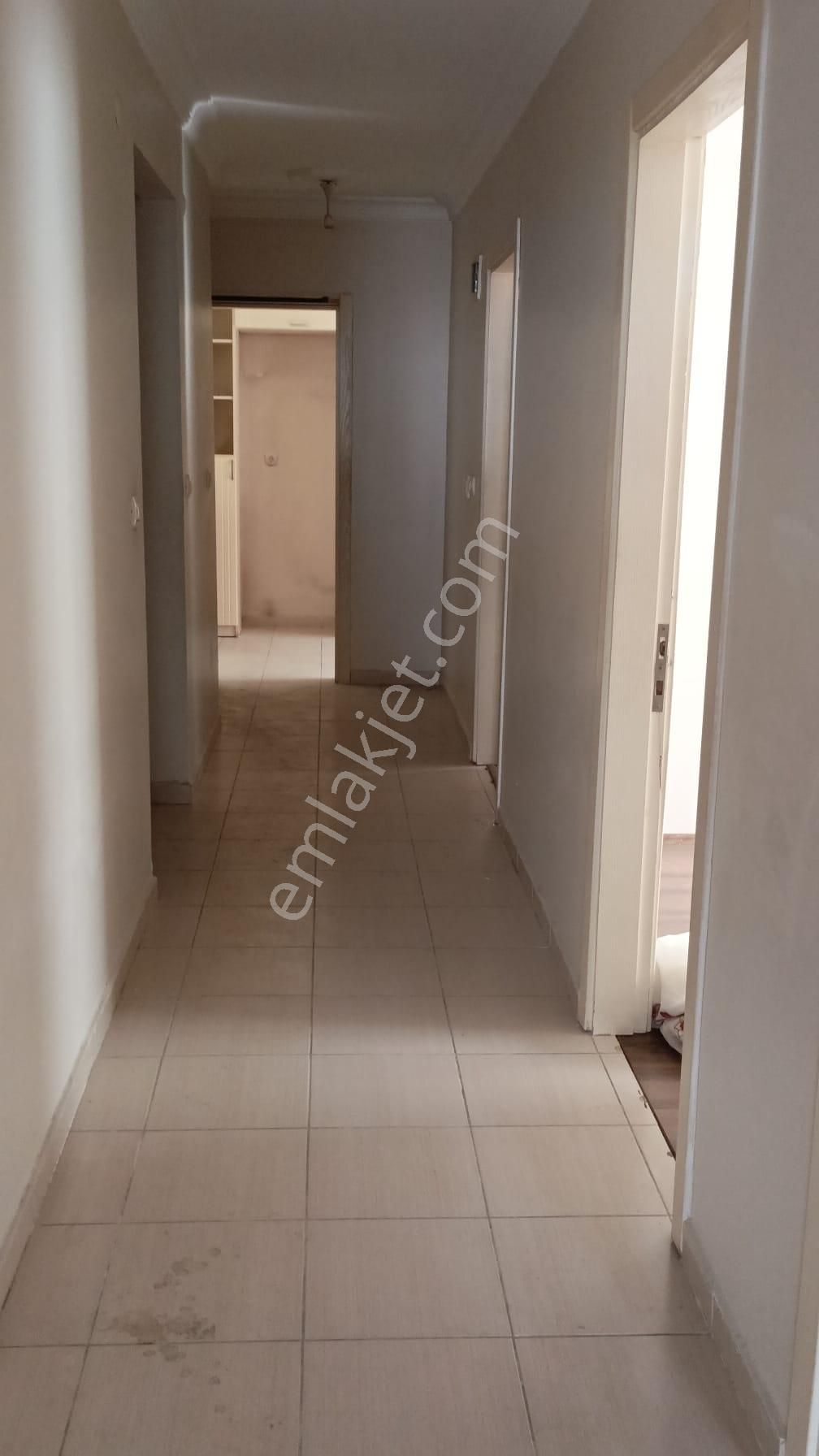Güzelyalı Güven Emlaktan Merkezi Konum Acil Satılık 4+2 Dublex Daire - Görsel 14