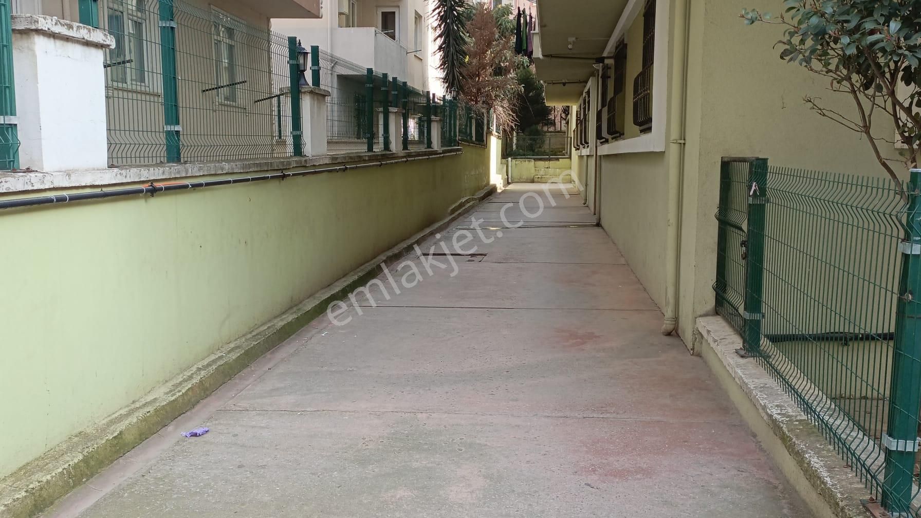 Güzelyalı Güven Emlaktan Merkezi Konum Acil Satılık 4+2 Dublex Daire - Görsel 5