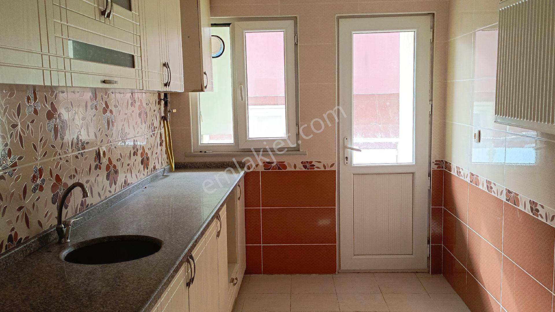 Güzelyalı Güven Emlaktan Merkezi Konum Acil Satılık 4+2 Dublex Daire - Görsel 12