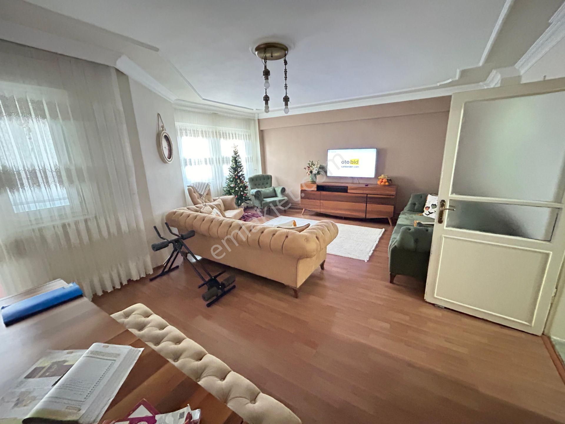 Yıldırım Karamazak Satılık Daire Karamazakta 3+1 3.(arakat) 130m2 Kombili Çift Cephe