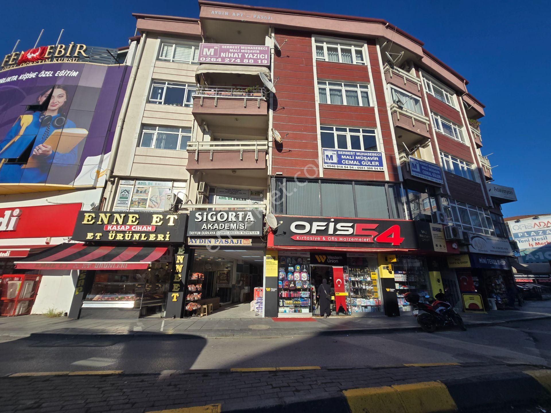 Adapazarı Orta Satılık Büro Remax Hür'den Sakarya Merkezinde, Yatırım Fırsatı, Satılık Ofis