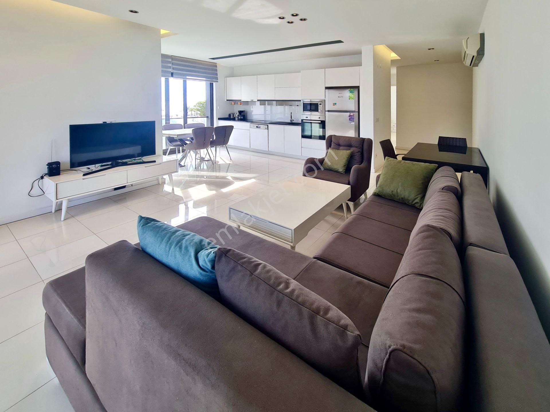 Alanya Oba'da Manzaralı Ve Denize Sadece 100 M Mesafede 2+1 Daire - Görsel 3