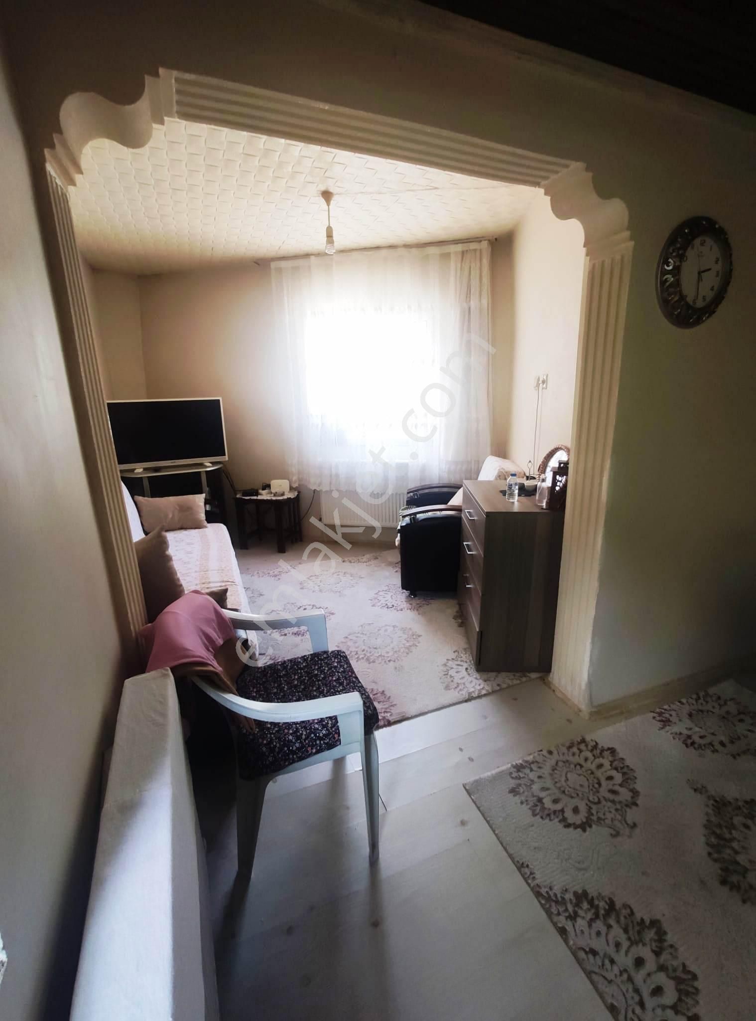 Eyüp Nişancı Zalpaşada 1+1 , 60m2 , Tek Katlı Müstakil Ev, Kombili, Bakımlı - Görsel 7