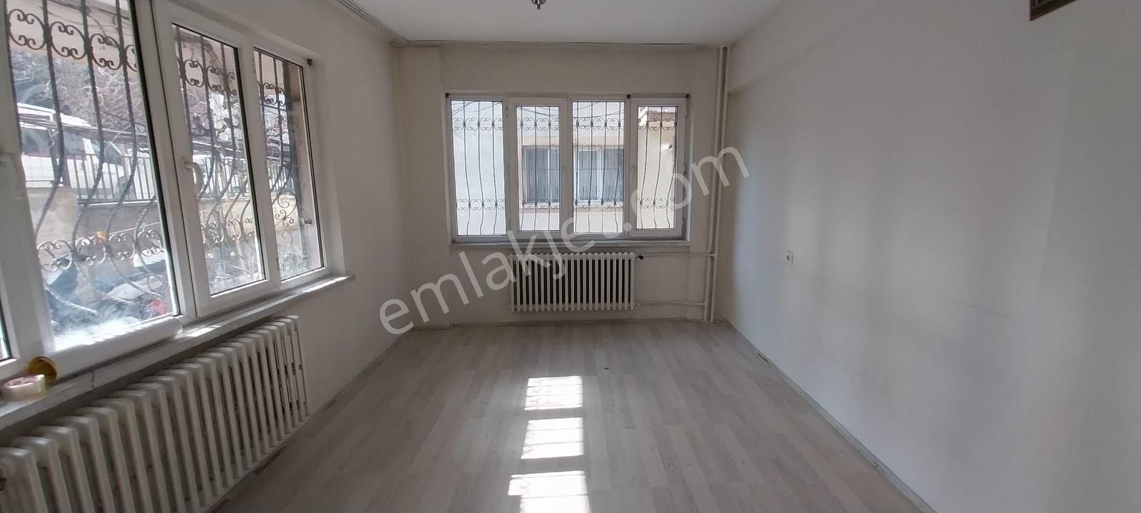 Odunpazarı Alanönü Kiralık Daire Alanönü Adliye Yakını Site İçi Satılık 3+1 Daire