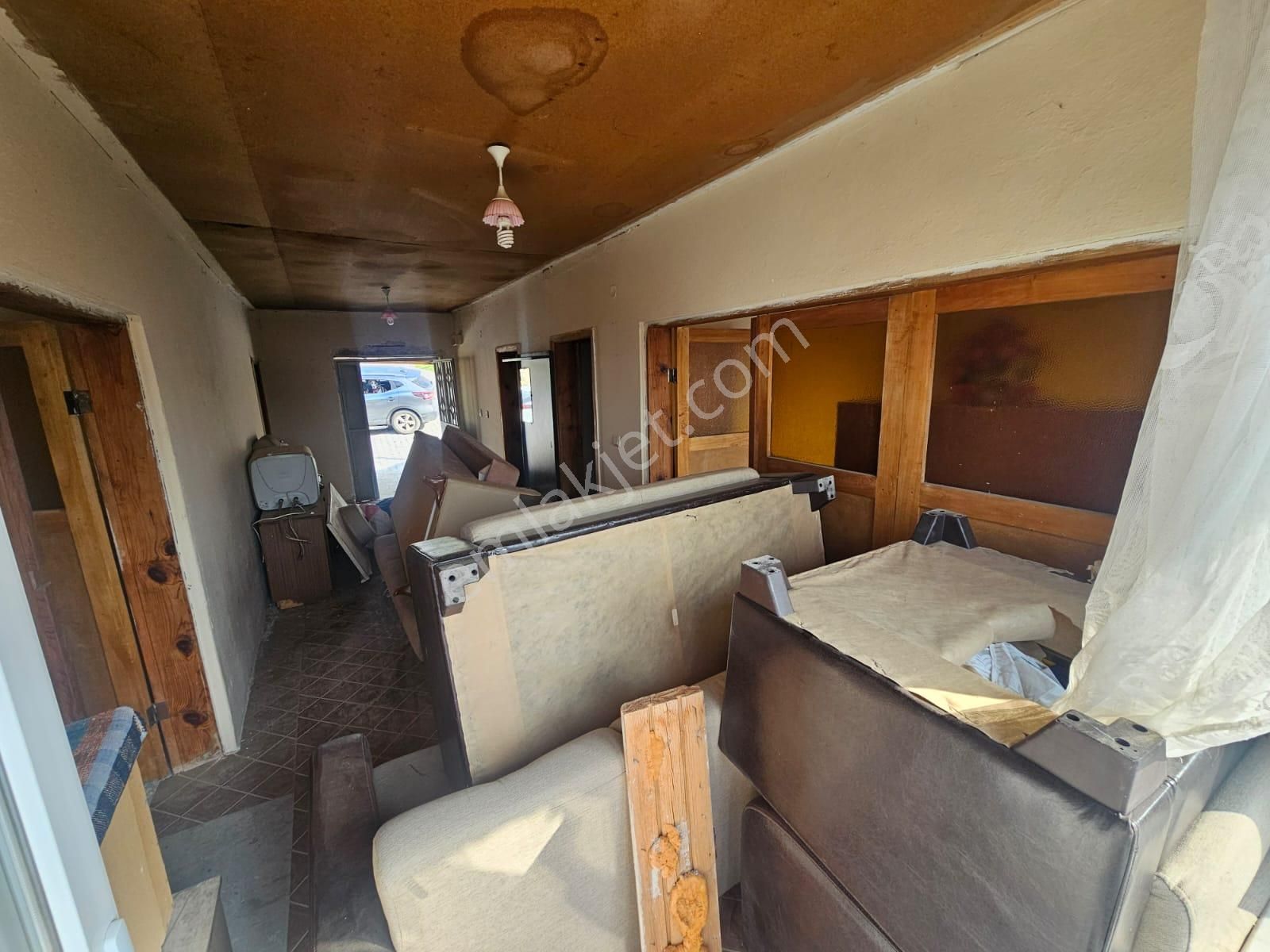 Burhaniye Bahadınlı Mahallesi 207 M2 Arsa İçerisinde Satılık İki Katlı Köyevi! - Görsel 12