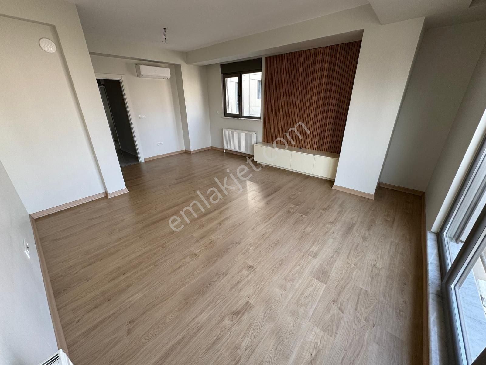 Kadıköy Erenköy Okula Yakın Kiralık Daire Erenköy Ethemefendide 100m2 2+1 Ankastre Mutfaklı Kiralık Daire