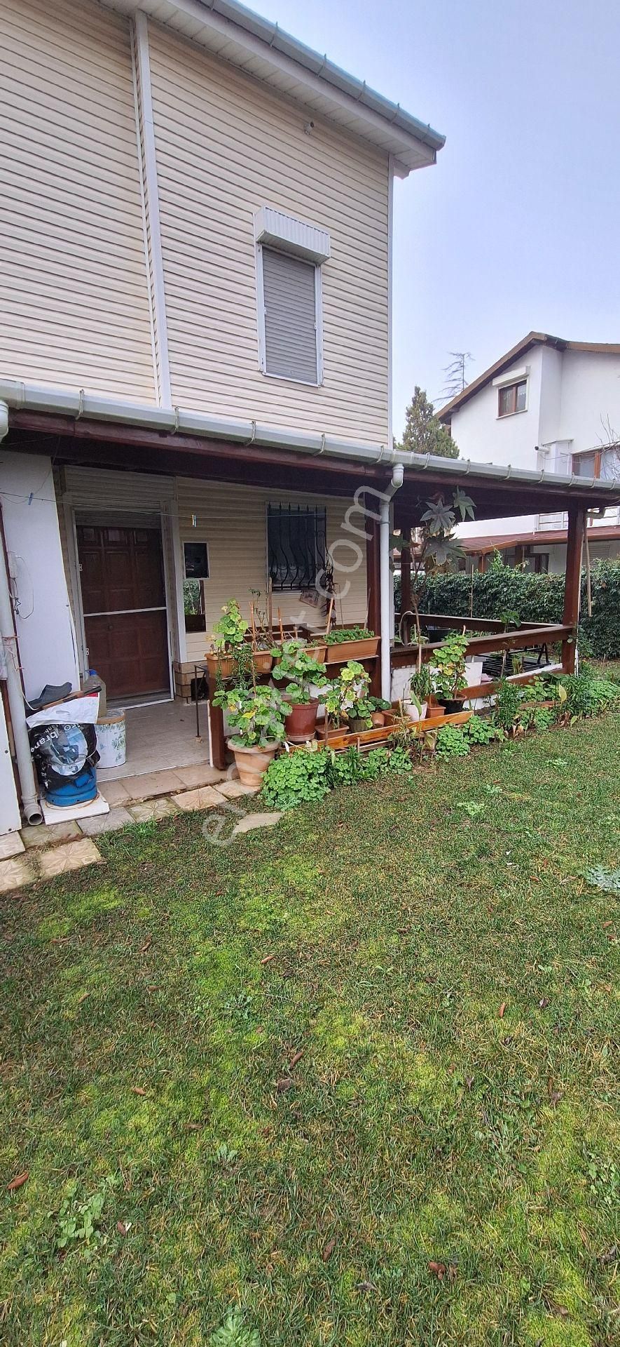 Site İçerisinde Harika Villa - Görsel 14