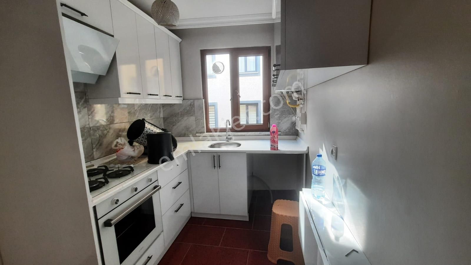 Cumhuriyet Mah. Ve Boş Durumda Arakat 2+1 1.kat - Görsel 6