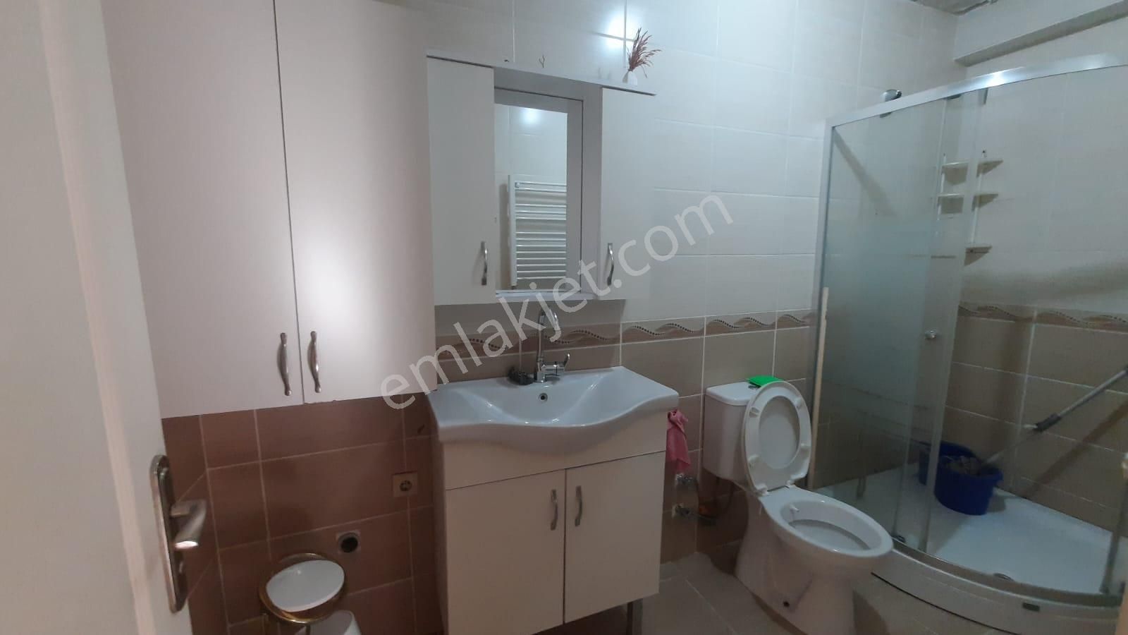 Cumhuriyet Mah. Ve Boş Durumda Arakat 2+1 1.kat - Görsel 10