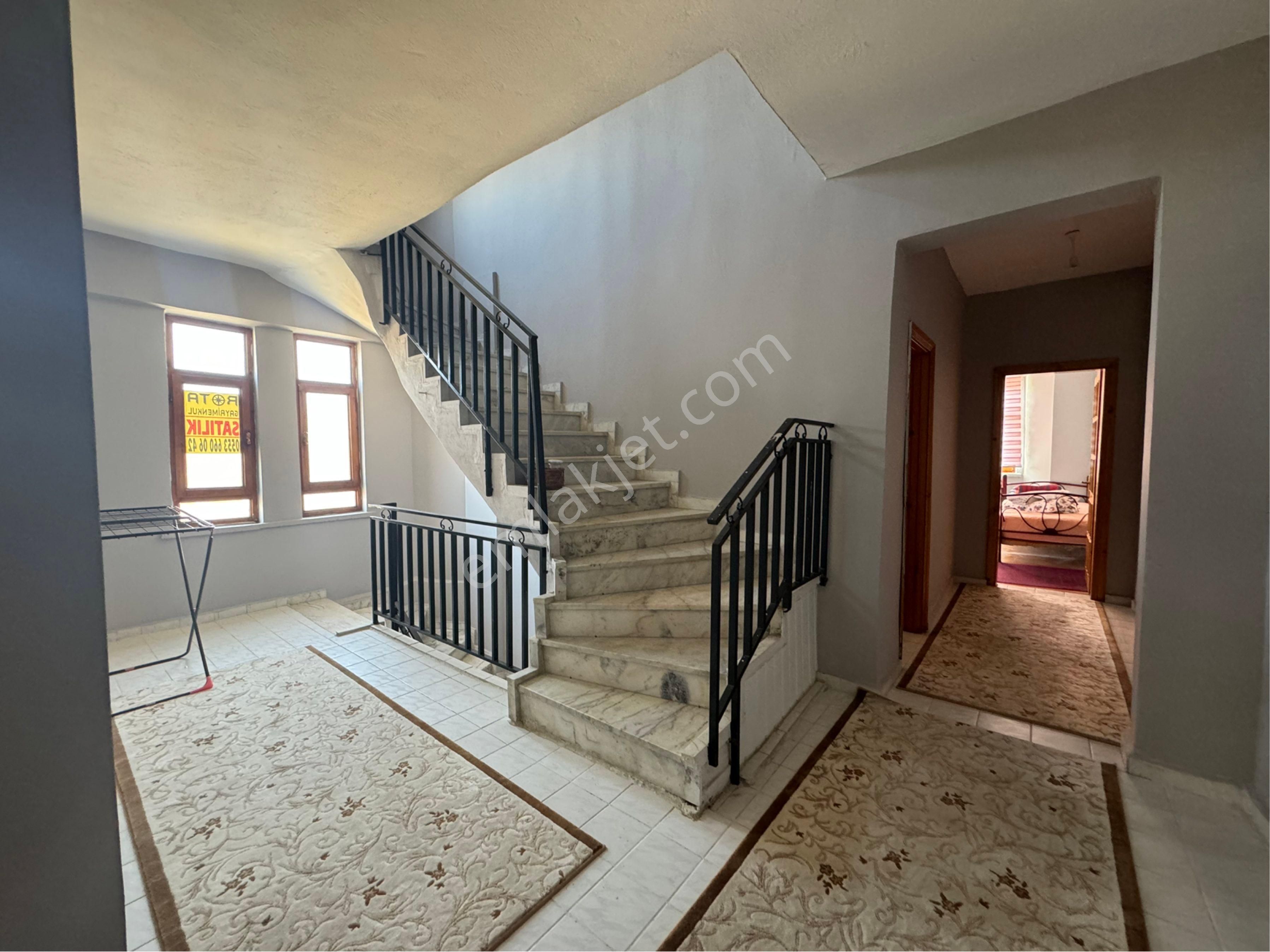 Rota’dan Satılık Gazide Müstakil Yaşam Alanı - Görsel 25