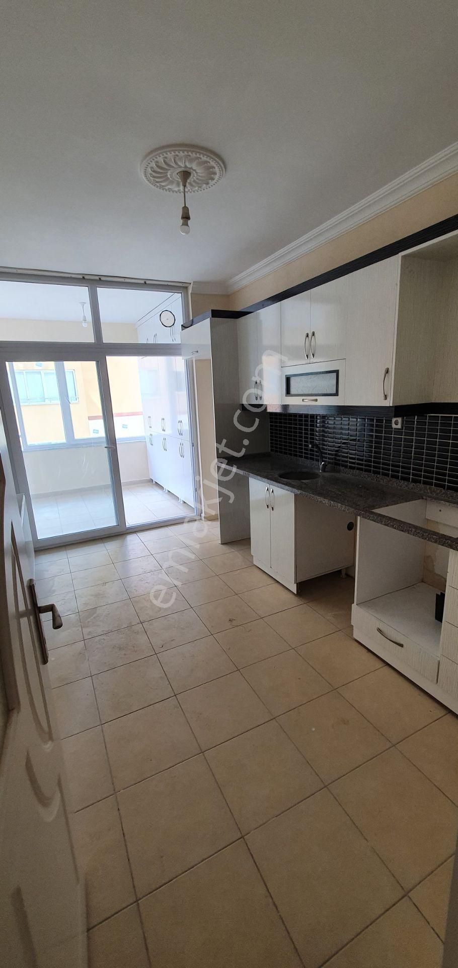 Onikişubat Yirmiikigün Satılık Daire Mevsim Sitesi Civarı Satlık 4+1 Ferah Daire