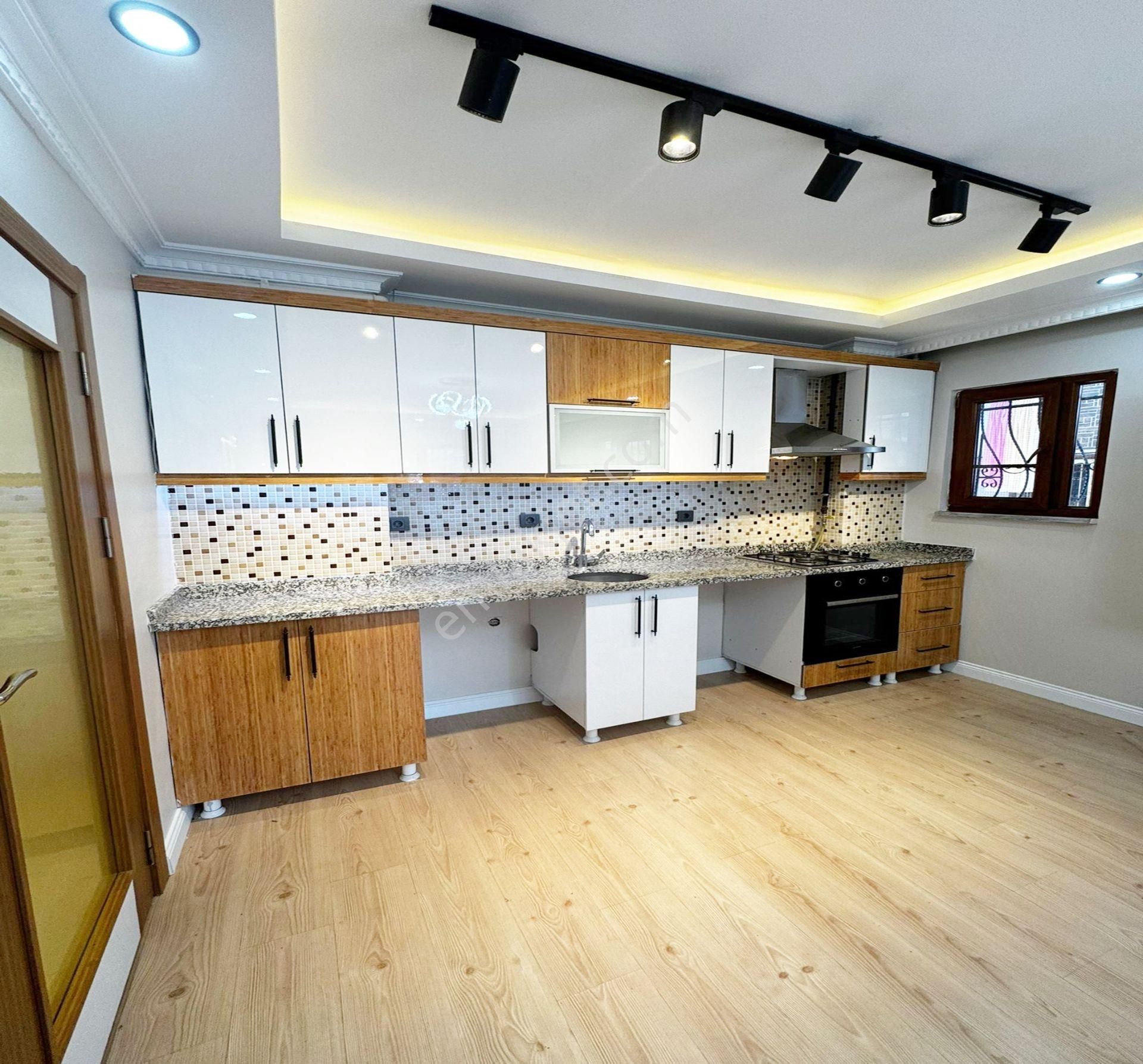 Sedef Gyo'dan Güzelyurt Metrobüse Yürüme Mesafesi Acil Satılık Daire - Görsel 2